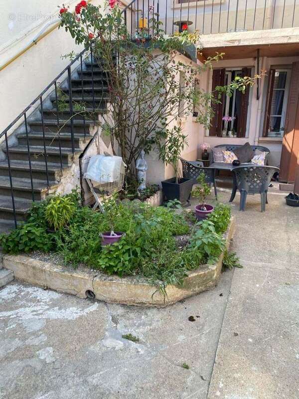 Photo 2 - Maison à ROANNE