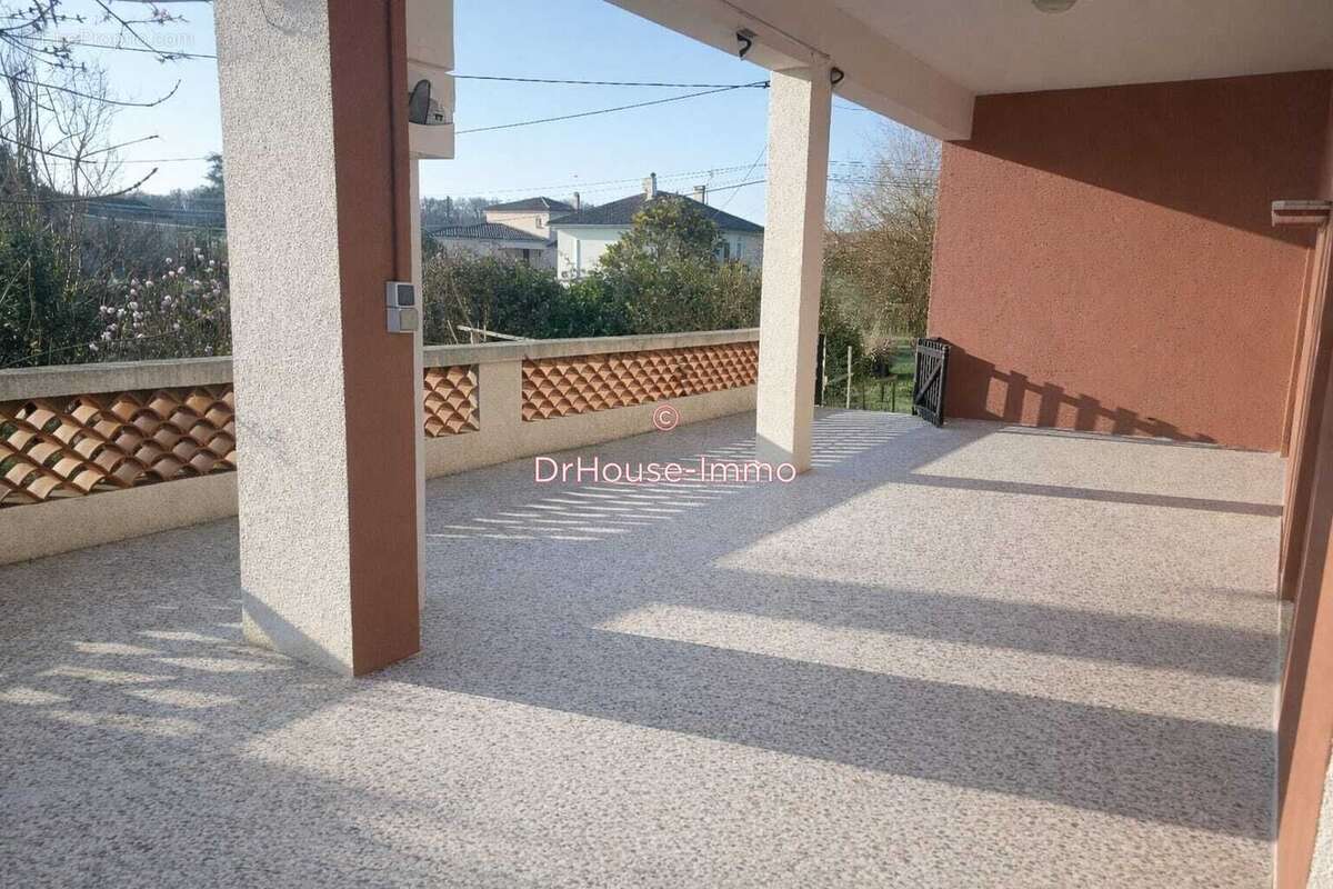 Maison 91 m² à Lavergne  - photo 11