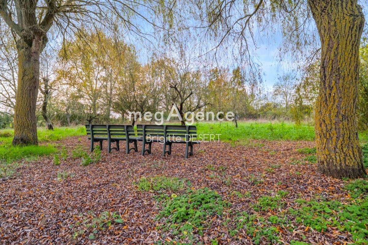 Maison à BONNETABLE