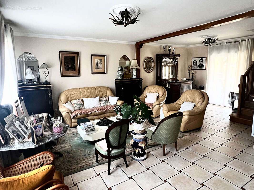 Maison à HOUILLES
