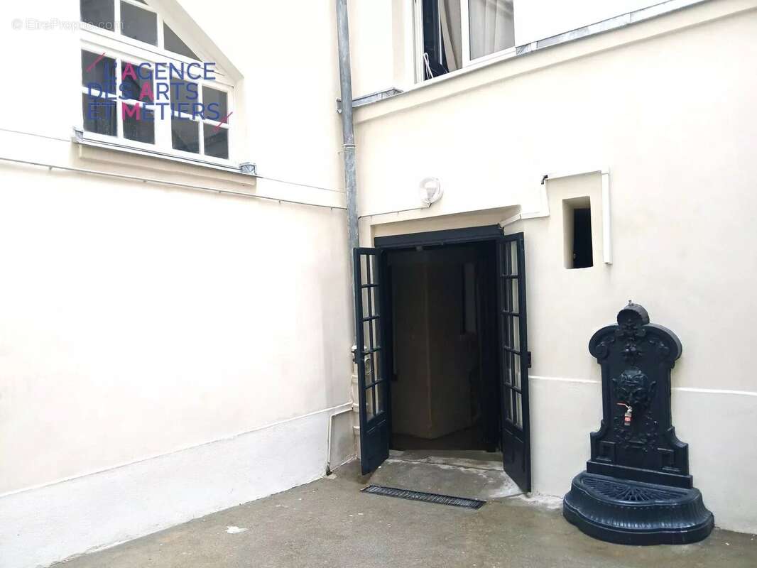 Appartement à PARIS-3E