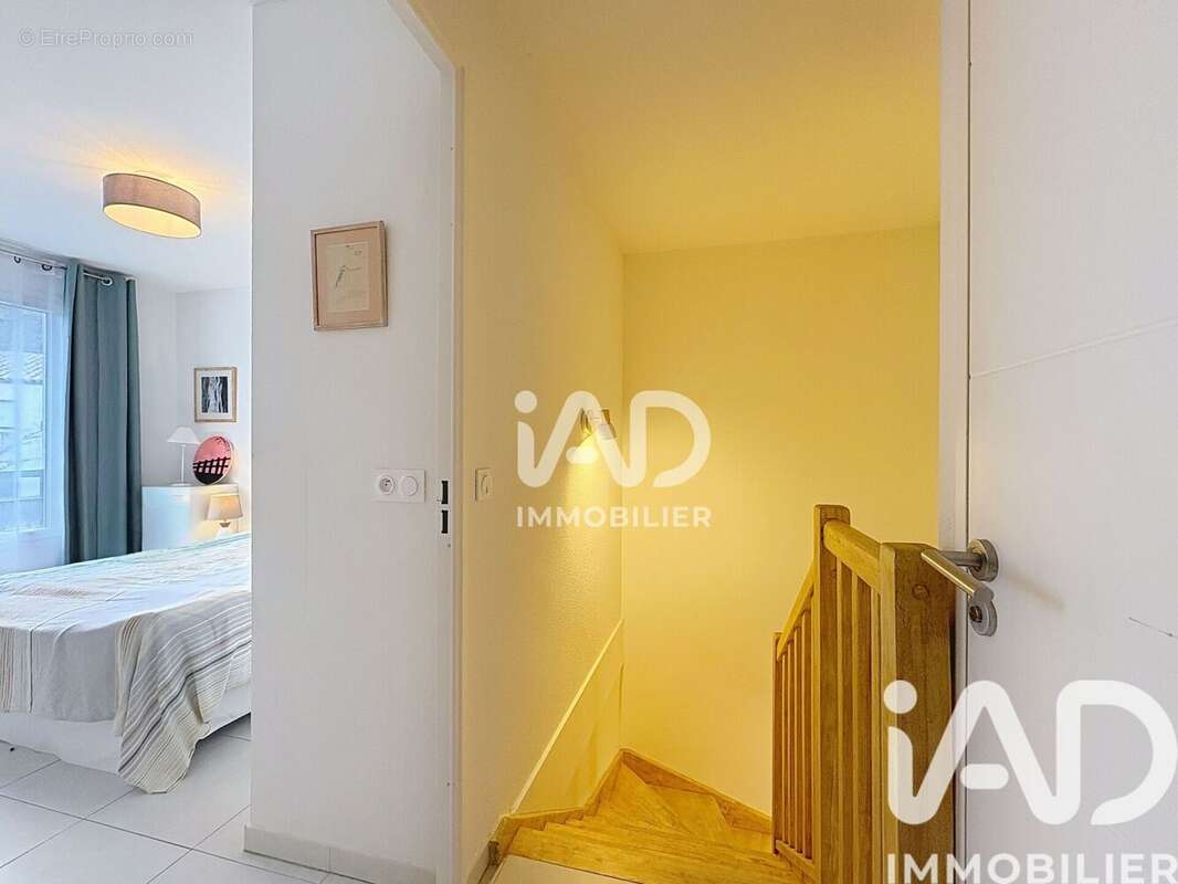 Photo 7 - Appartement à PLAN-DE-LA-TOUR