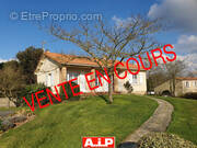 Maison à SAINT-MESMIN