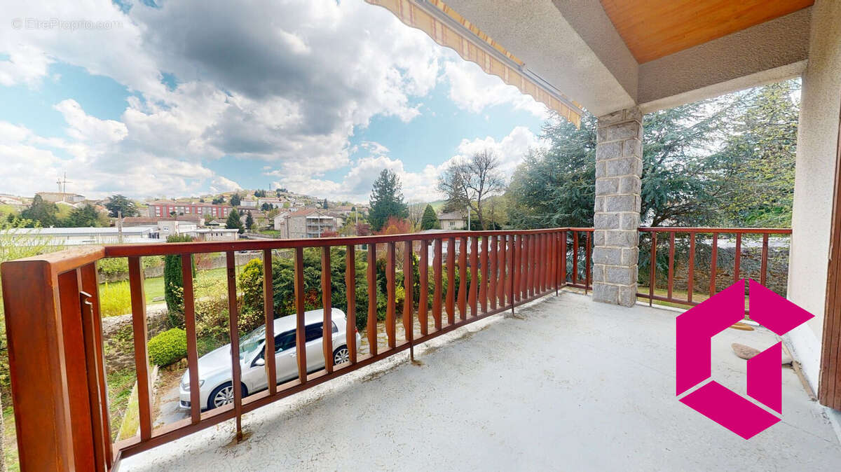 Maison à YSSINGEAUX