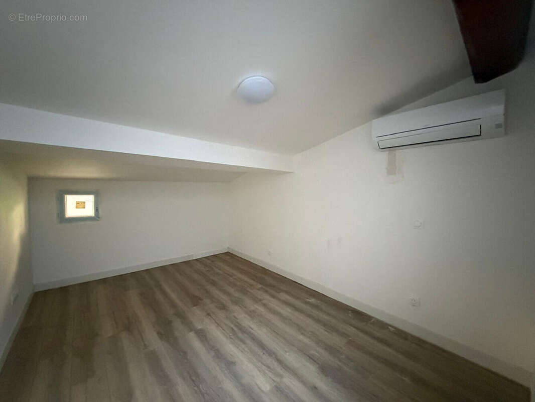 Appartement à CARCASSONNE