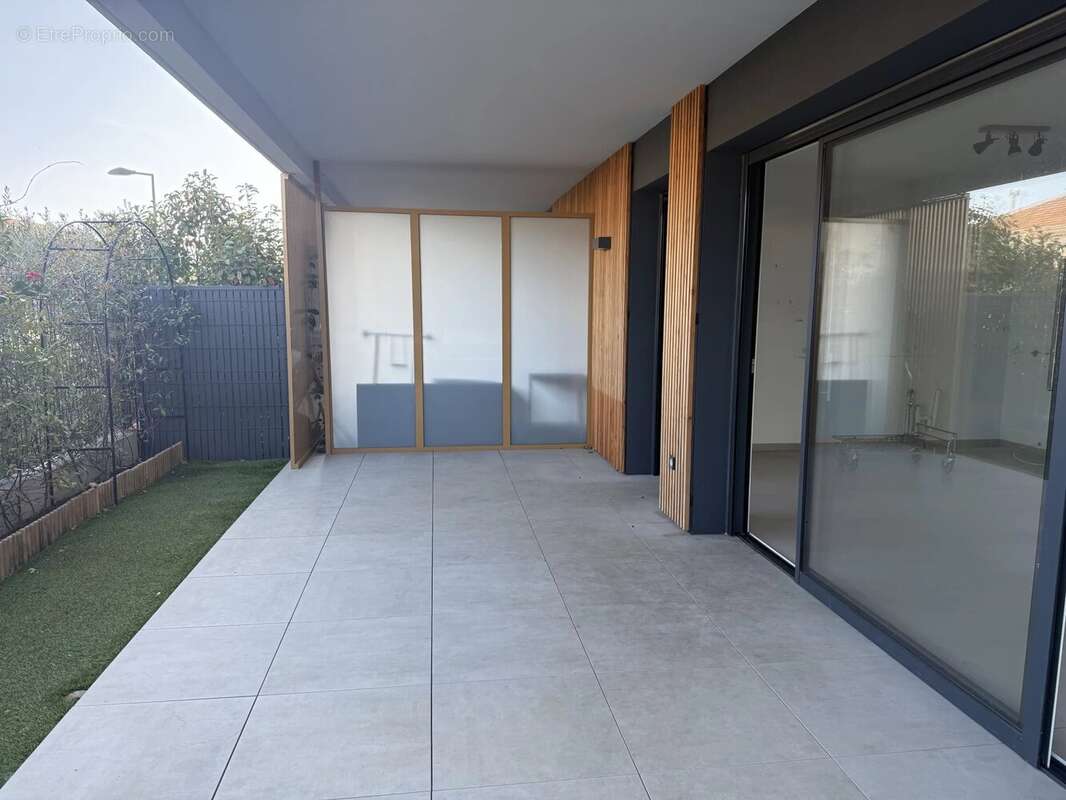 Appartement à VILLENEUVE-LOUBET