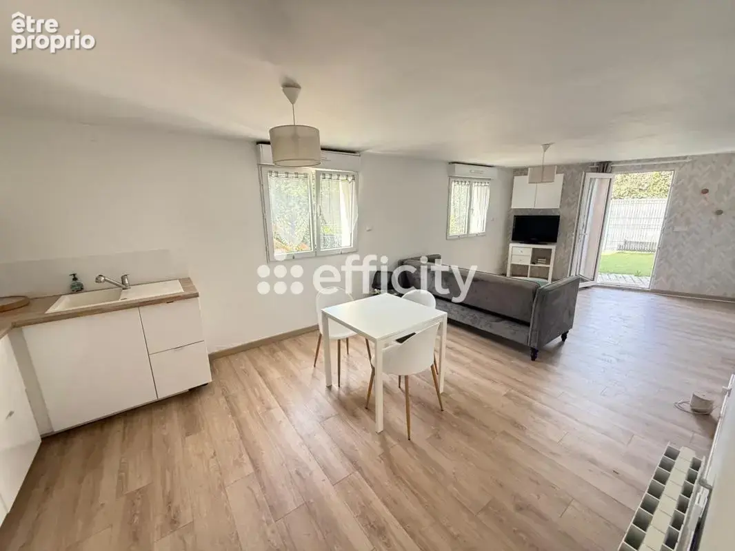 Maison 9 pièces 247 m² à vendre à La Roche-Sur-Yon (85000) - photo 13