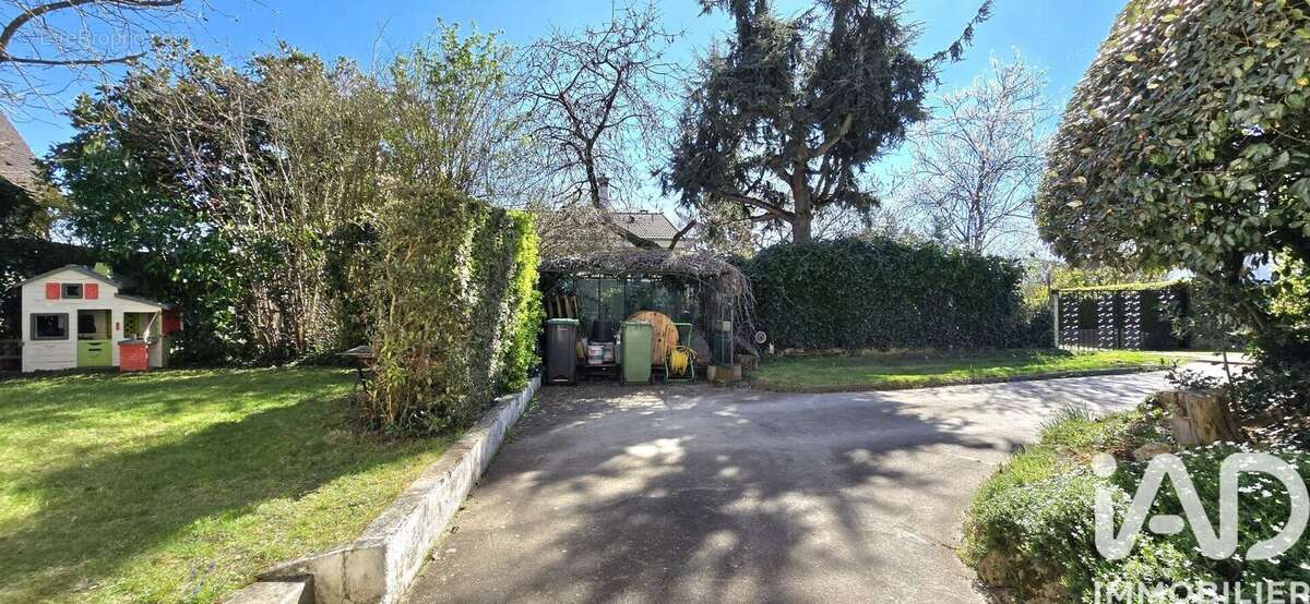 Photo 4 - Maison à SAINT-GERMAIN-LES-ARPAJON