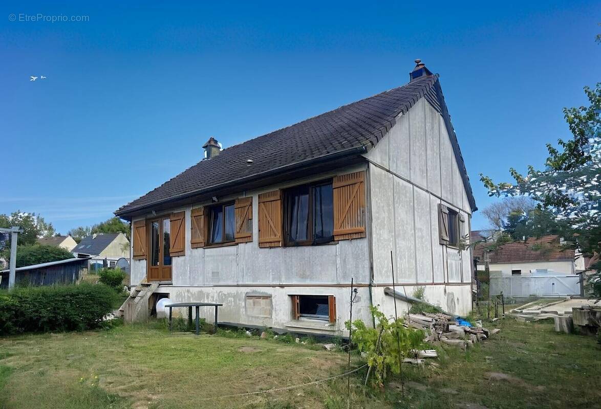 Maison à CREPY-EN-VALOIS