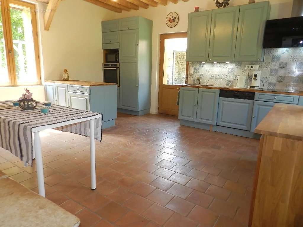 Maison à SAINT-PIERRE-SUR-DIVES