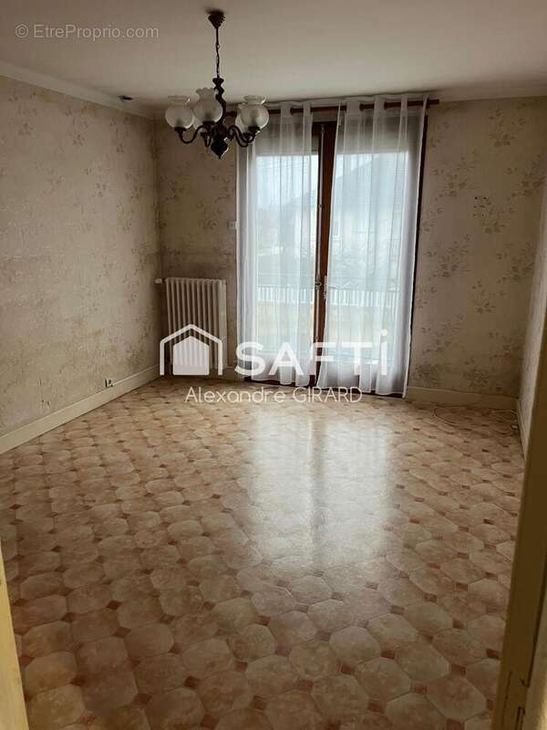 Photo 5 - Maison à VIERZON