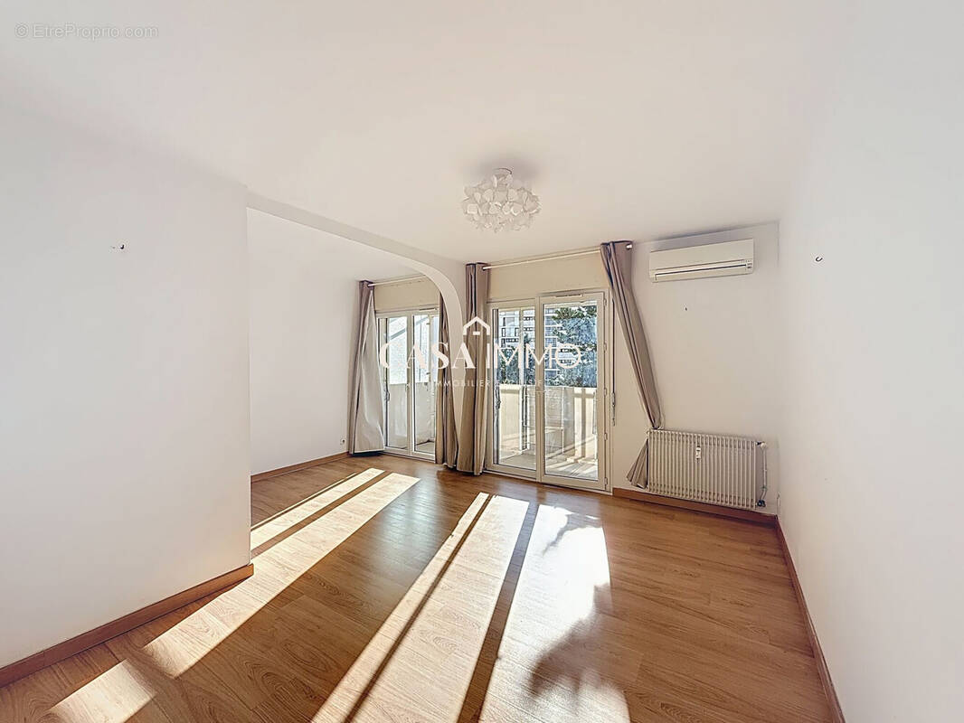 Appartement à HYERES