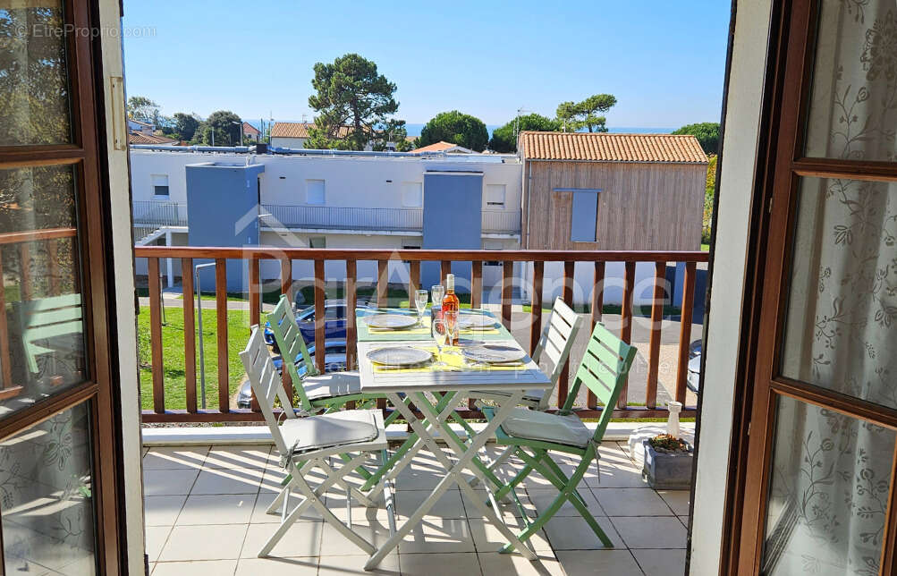 Appartement à VAUX-SUR-MER