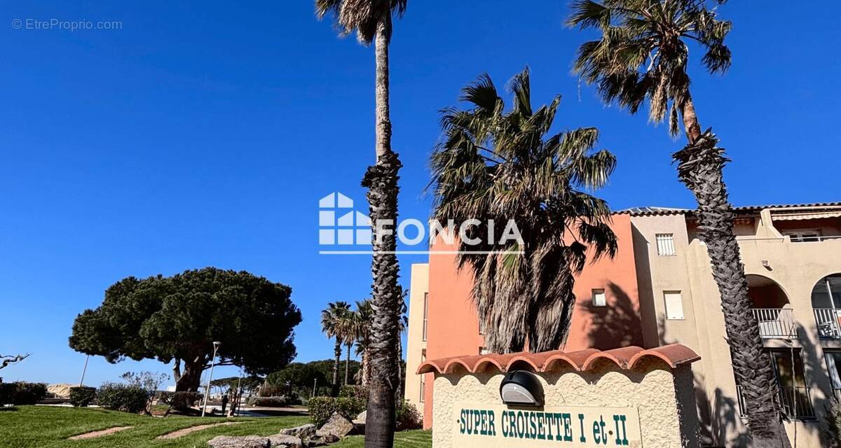 Appartement à LA LONDE-LES-MAURES