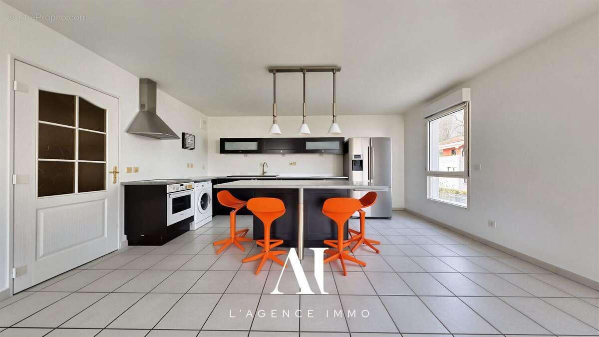 Appartement à PREVESSIN-MOENS