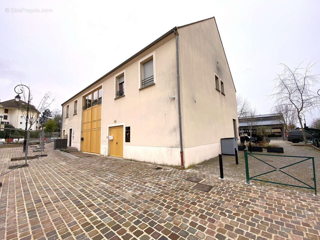 Appartement à MAGNY-LE-HONGRE