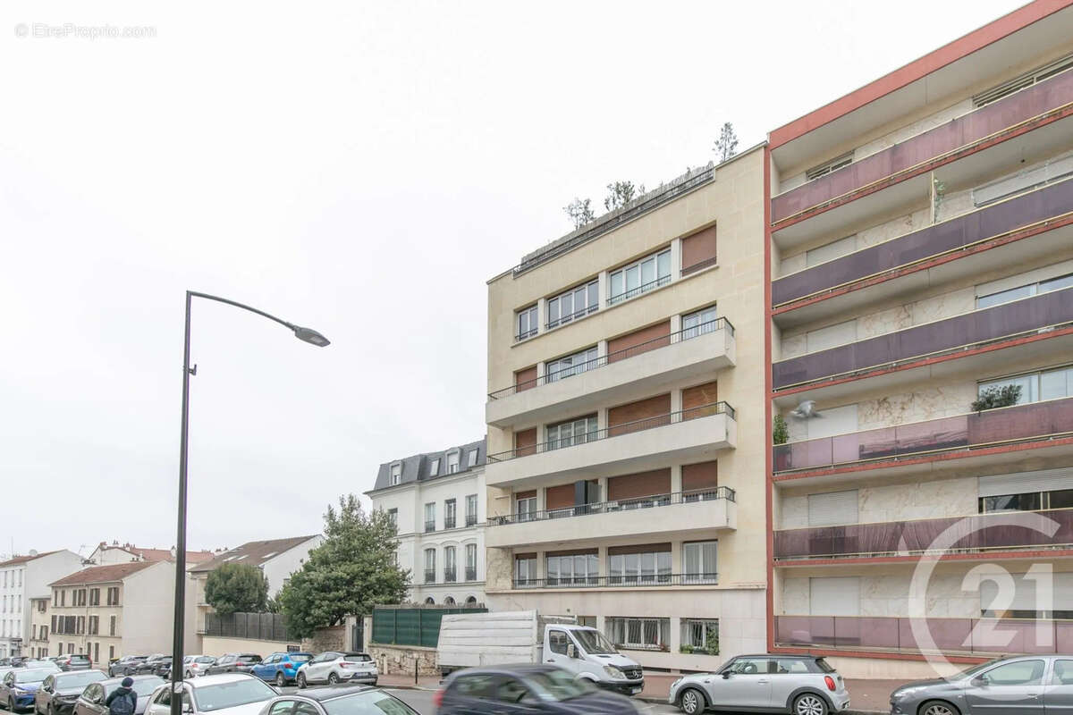 Appartement à SAINT-MAUR-DES-FOSSES