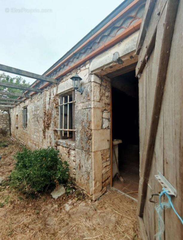 Maison à ECHILLAIS