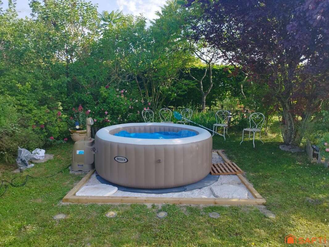 Maison 139 m² à Monceau-Le-Neuf-Et-Faucouzy  - photo 6