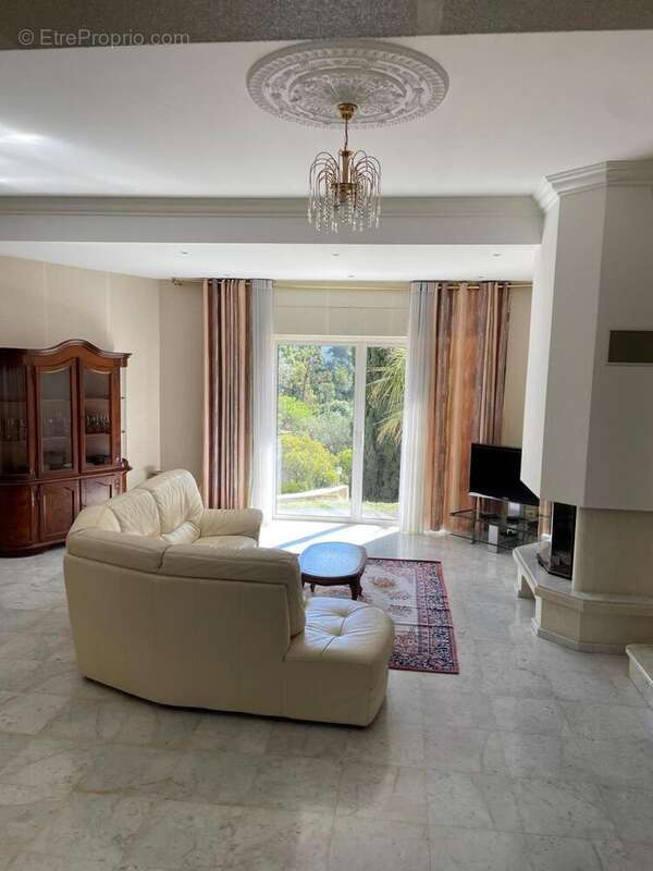 Photo 4 - Maison à VILLENEUVE-LOUBET