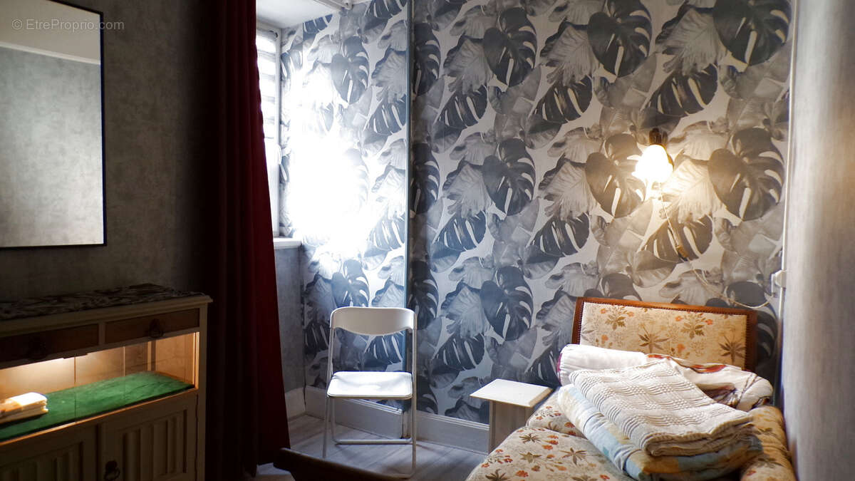 Ainay-le-Château   Maison de village avec deux appartements indépendants - photo 21