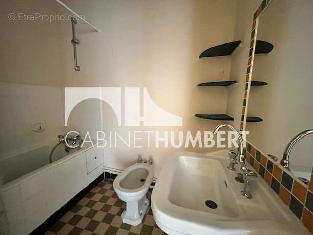 Appartement à SAINT-ETIENNE