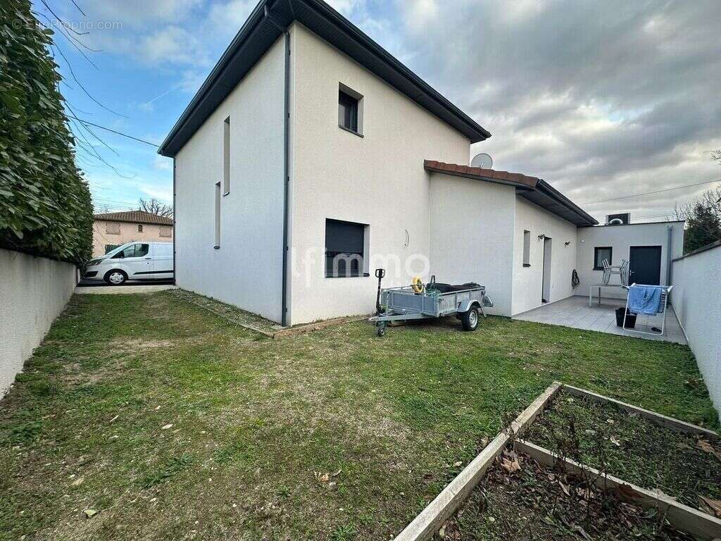 Maison à SAINT-MAURICE-L'EXIL