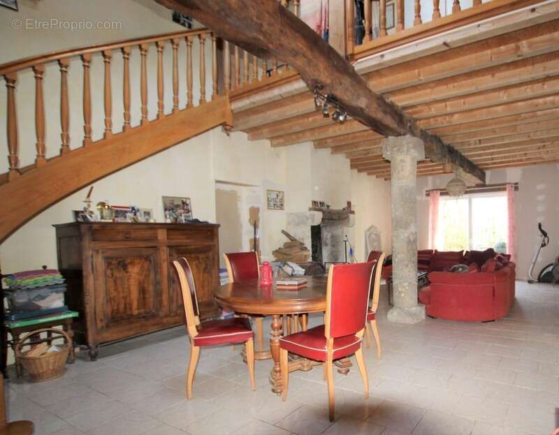 Belle longère en pierre - 4/5 chambres - DPE A - Nérac (Lot-et-Garonne) - photo 6