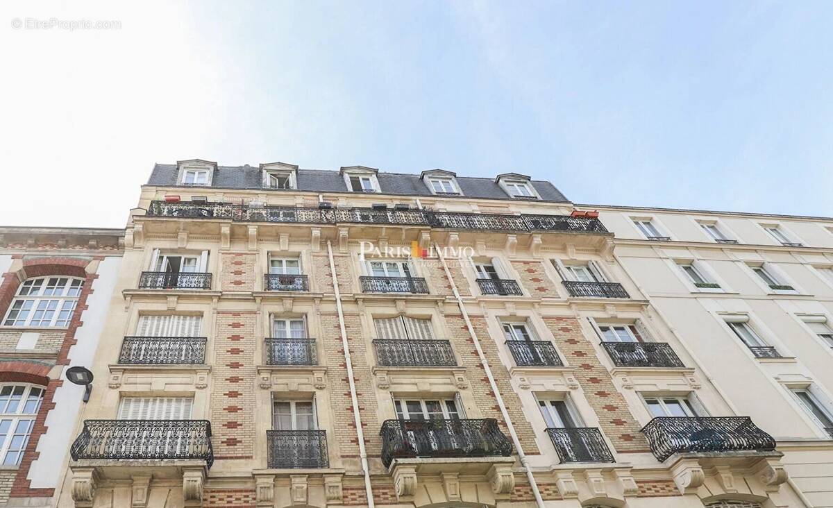 Appartement à PARIS-18E