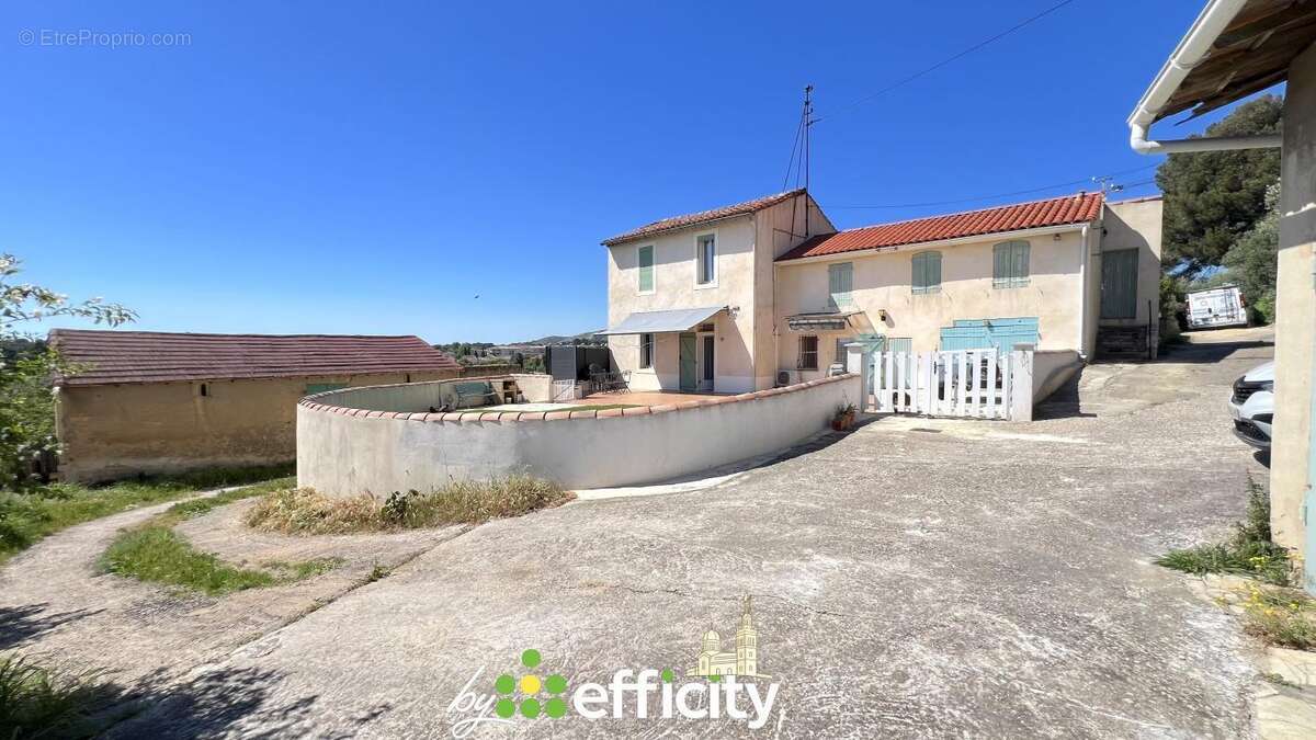 Maison à MARSEILLE-13E