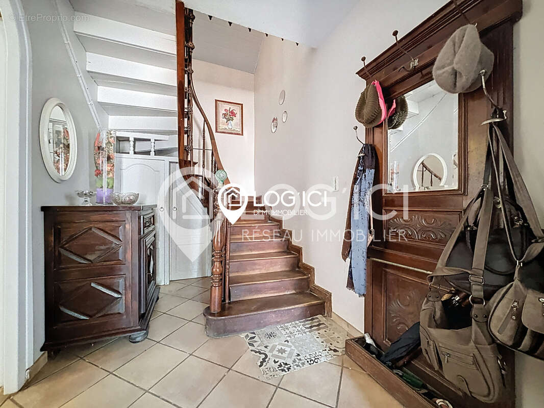 Maison à PIETS-PLASENCE-MOUSTROU