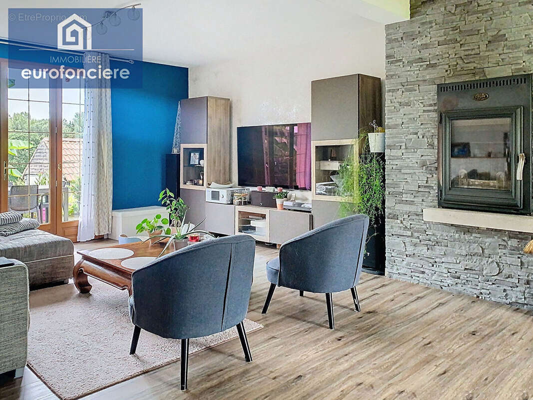 Maison à SAINT-PHAL