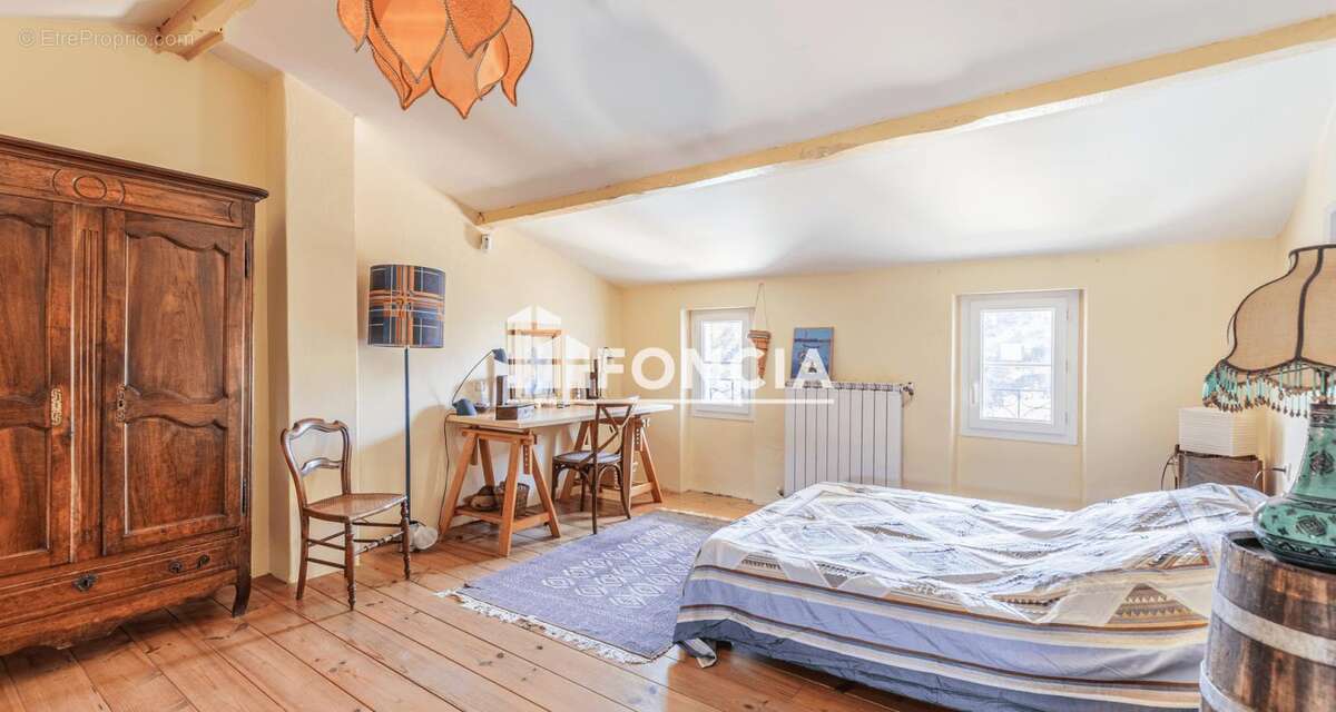 Maison à SIX-FOURS-LES-PLAGES