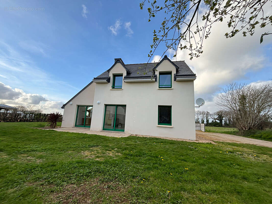 Maison à PLOUGONVEN