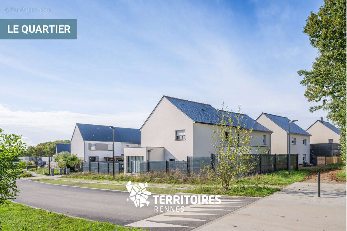 Terrain à CORPS-NUDS