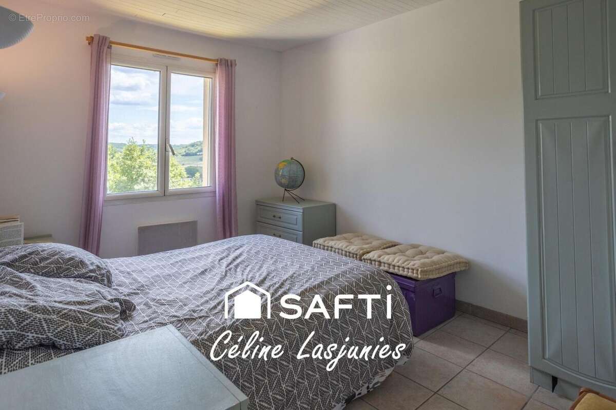 Maison 205 m² à Allez-Et-Cazeneuve  - photo 3