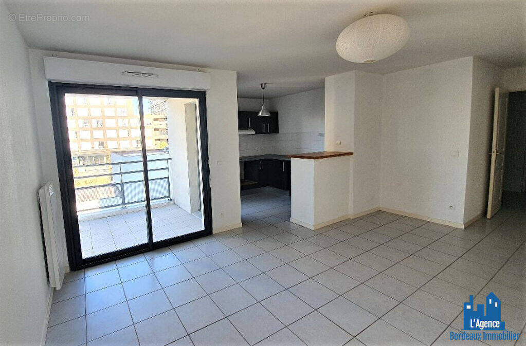 Appartement à BORDEAUX