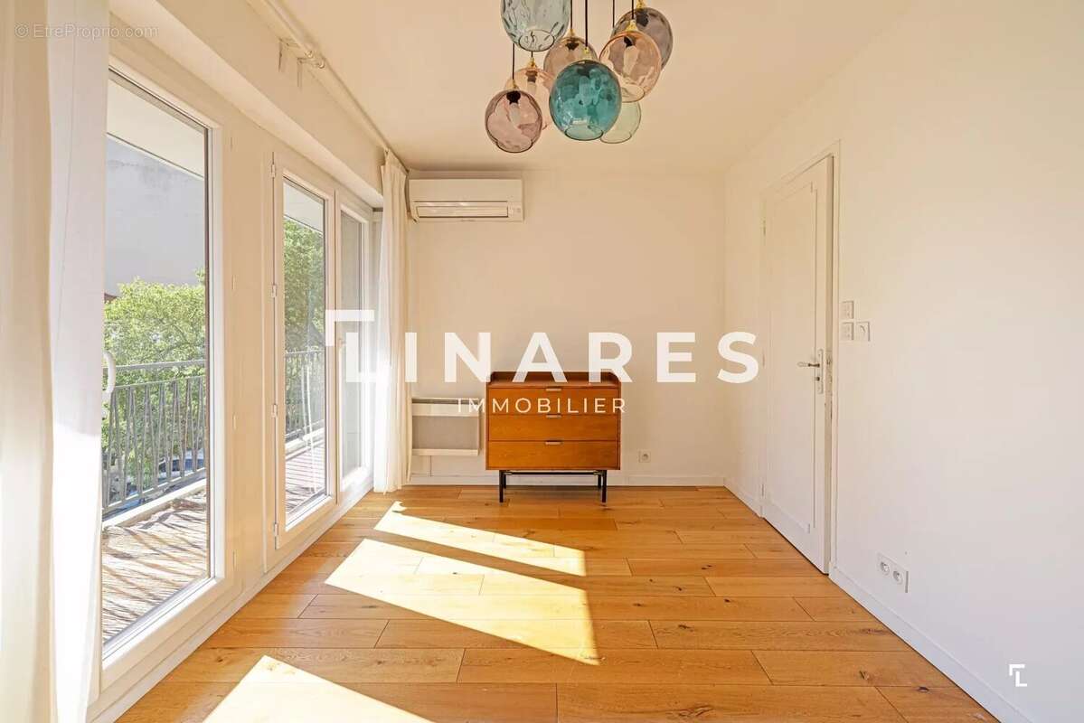 Appartement à MARSEILLE-6E