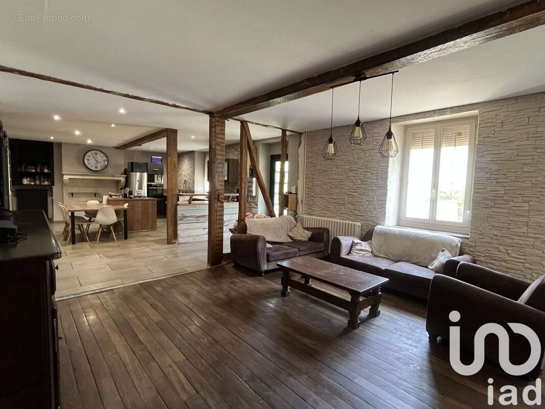 Photo 9 - Maison à JESSAINS