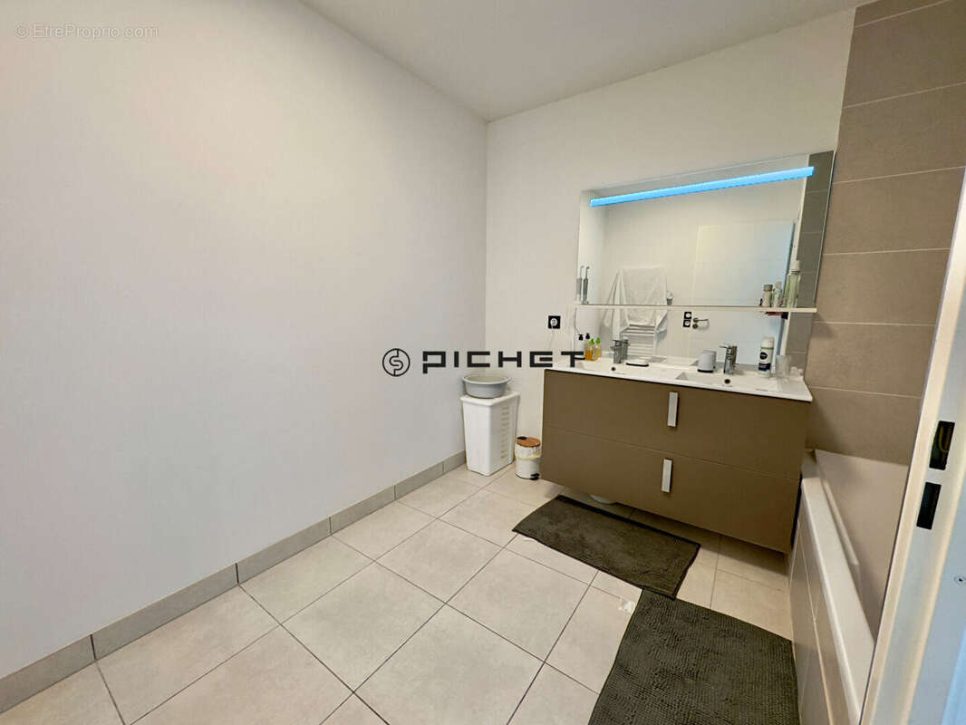 Appartement à MERIGNAC