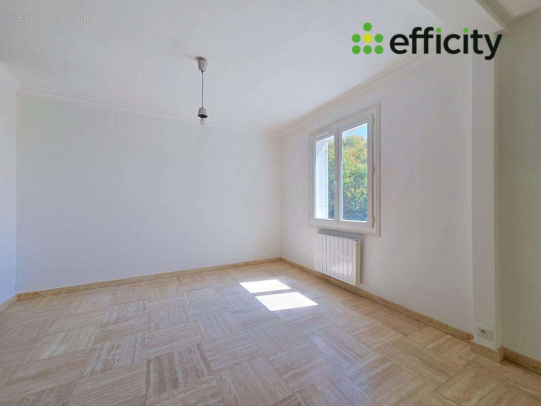 Maison 130 m² à L'houmeau  - photo 6