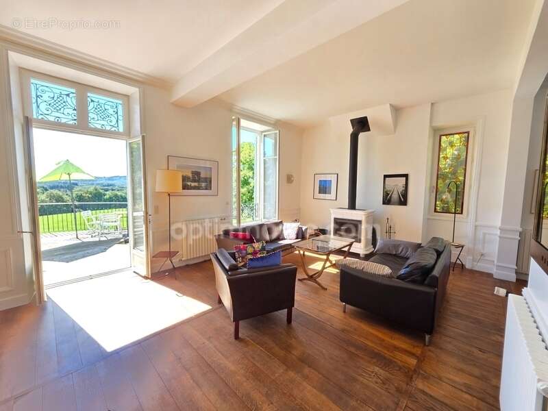 Maison à SAINT-AMAND-JARTOUDEIX