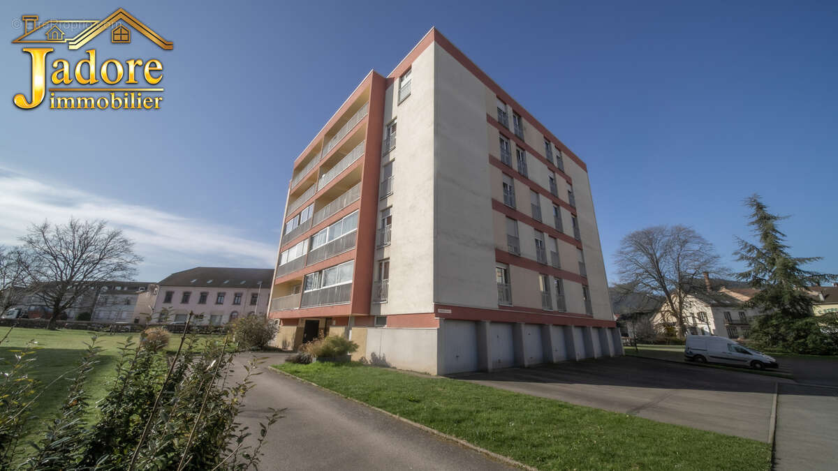 *** TROP TARD *** A SAISIR ! Appartement résidence sécurisée + ascenceur + balcon - photo 18