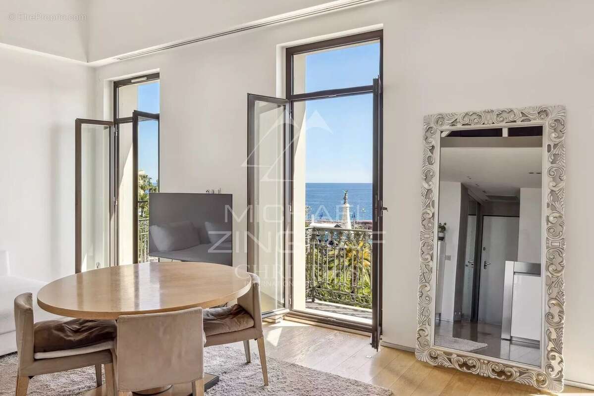 Appartement à NICE