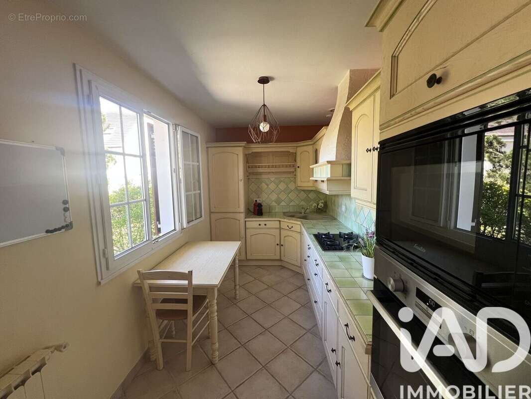 Photo 9 - Maison à SAINTRY-SUR-SEINE