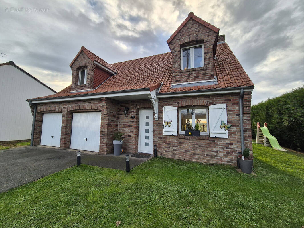 Photo 1 - Maison à ANNEZIN