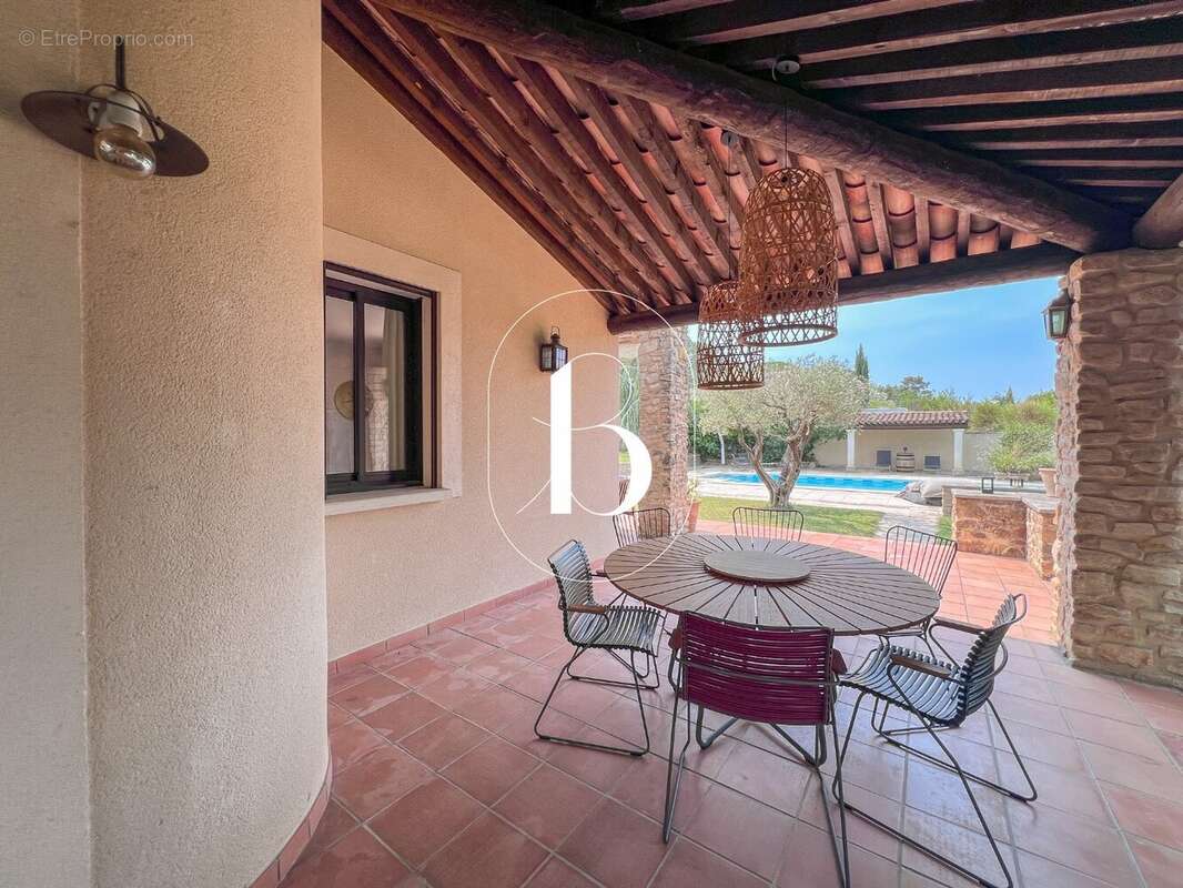 Maison 180 m² à Sabran  - photo 32