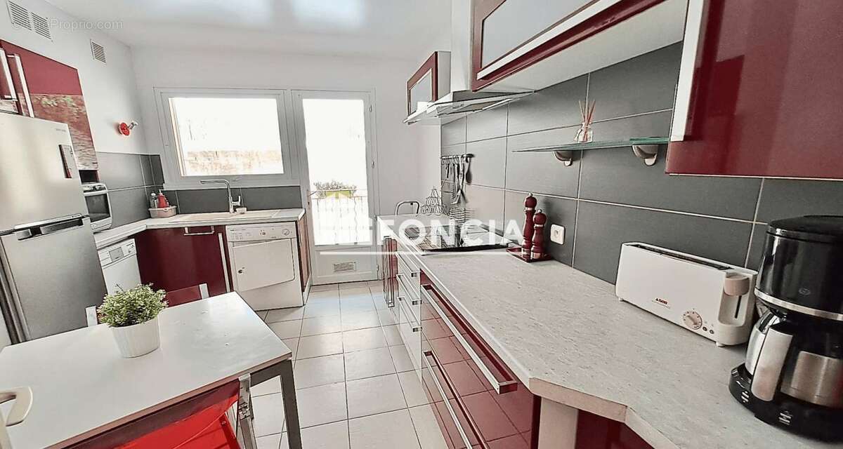 3 minutes à pied du  Vieux Port - plage du Midi - Palais des Festival - 3P 67m2 - pied à terre et locatif saisonnier - - photo 2
