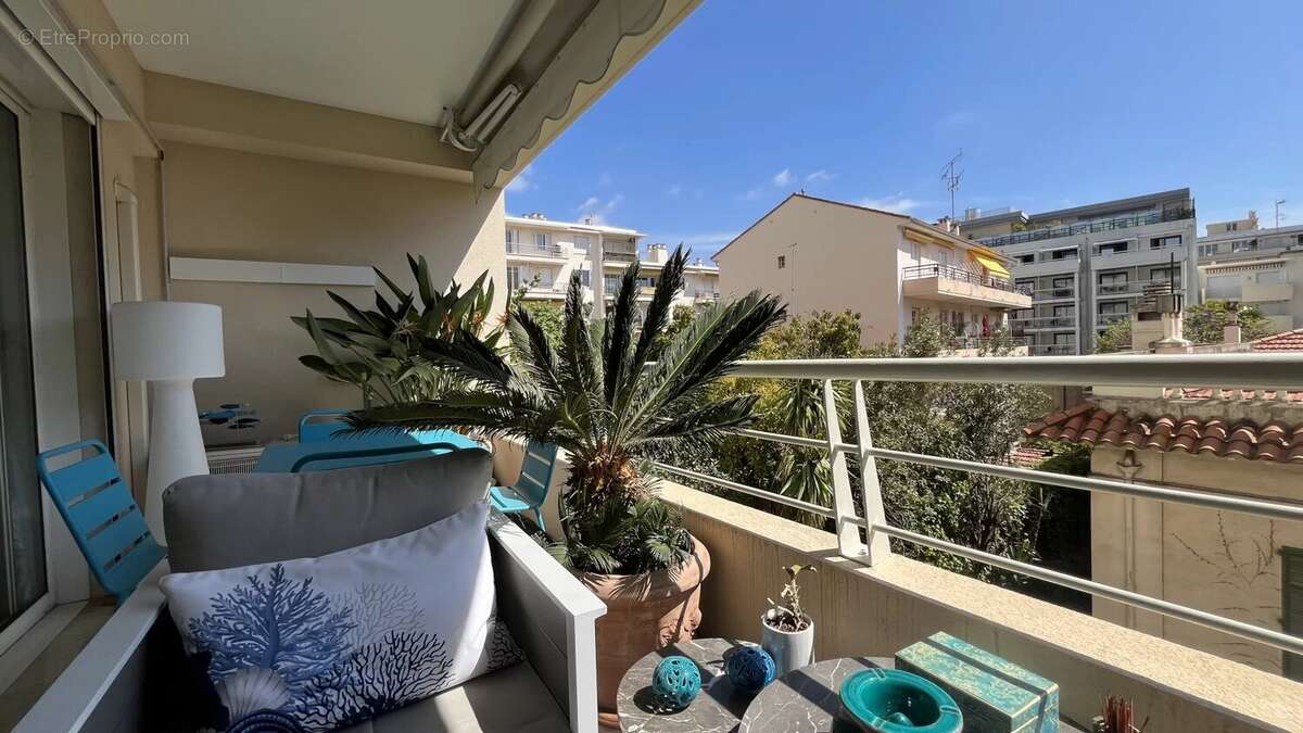 Appartement à CANNES