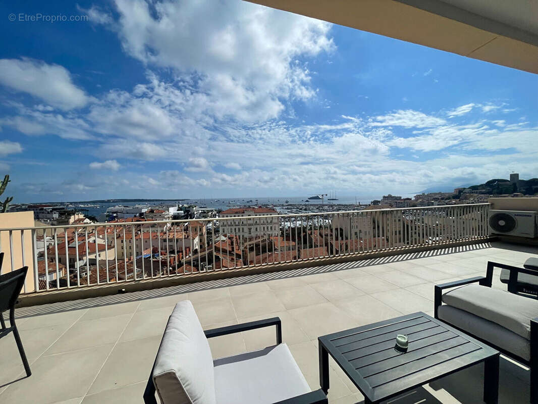Appartement à CANNES